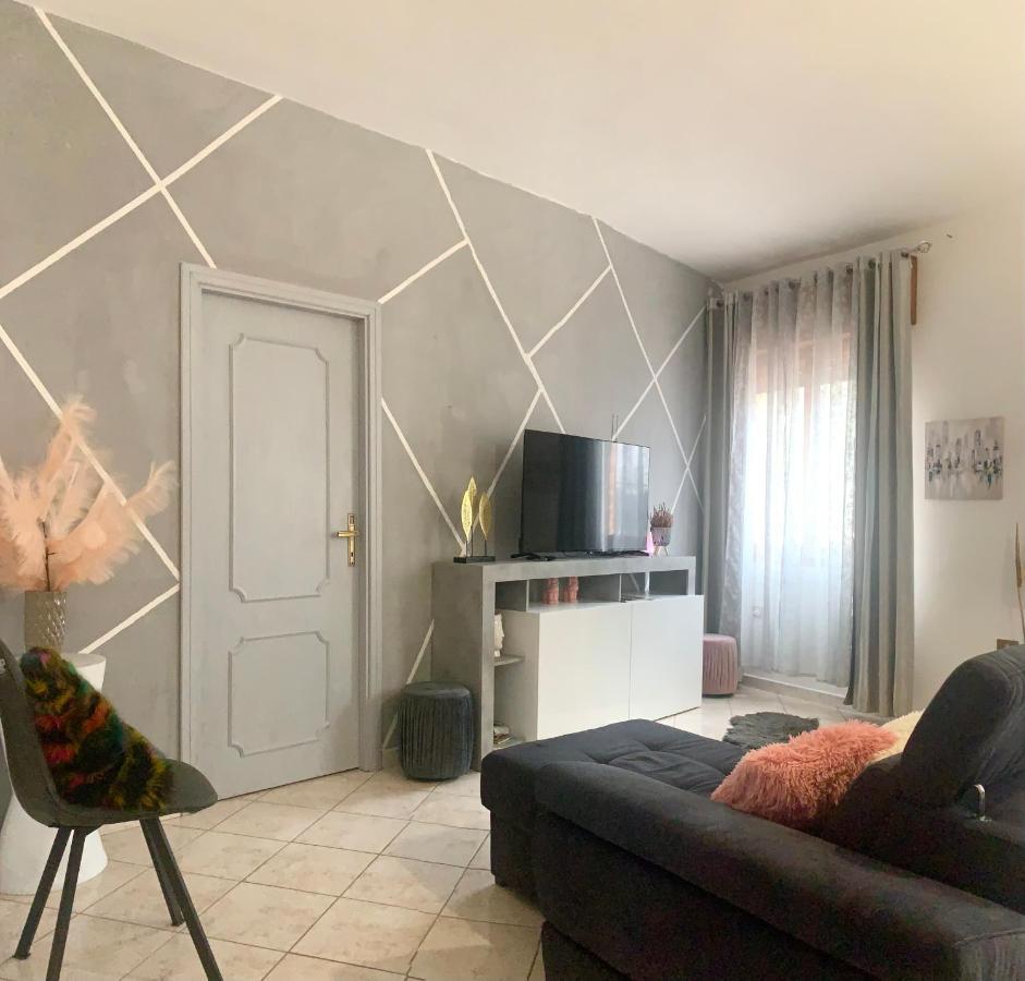 فيلا Butterfly House فيلابوتزو المظهر الخارجي الصورة